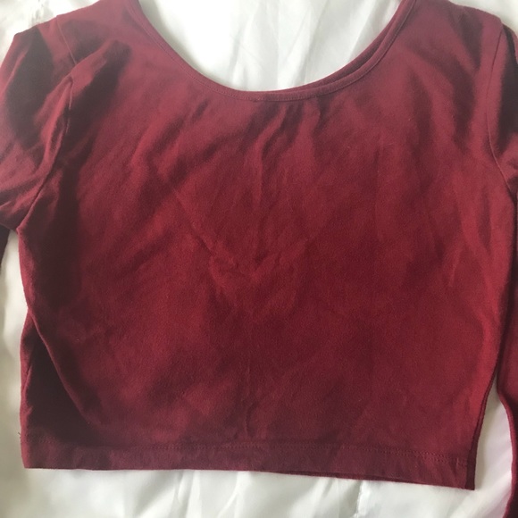 Women’s crop top - Picture 3 of 3